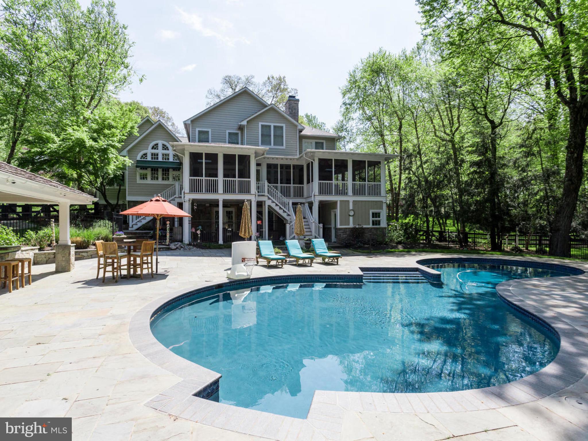 SLEEPY HOLLOW - Residential