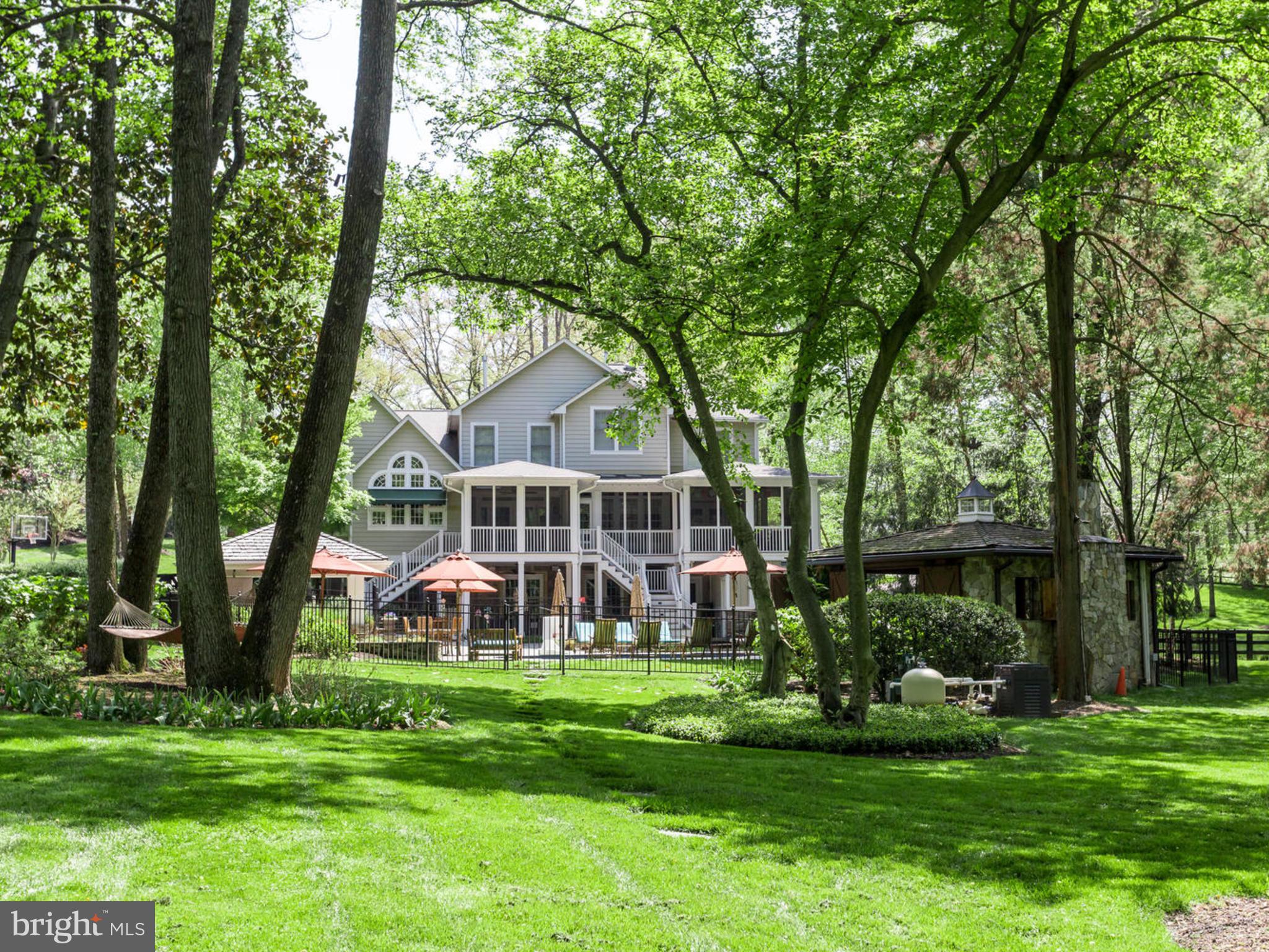 SLEEPY HOLLOW - Residential