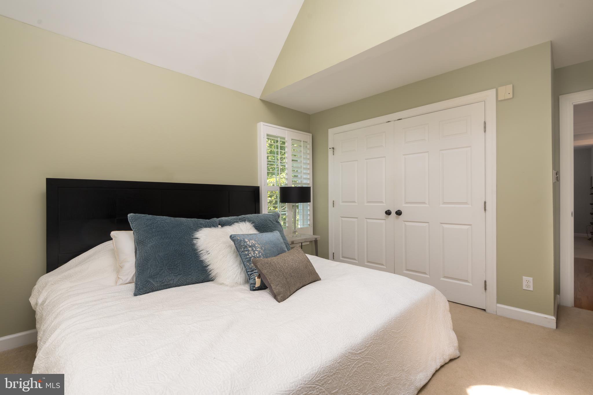 SLEEPY HOLLOW - Residential