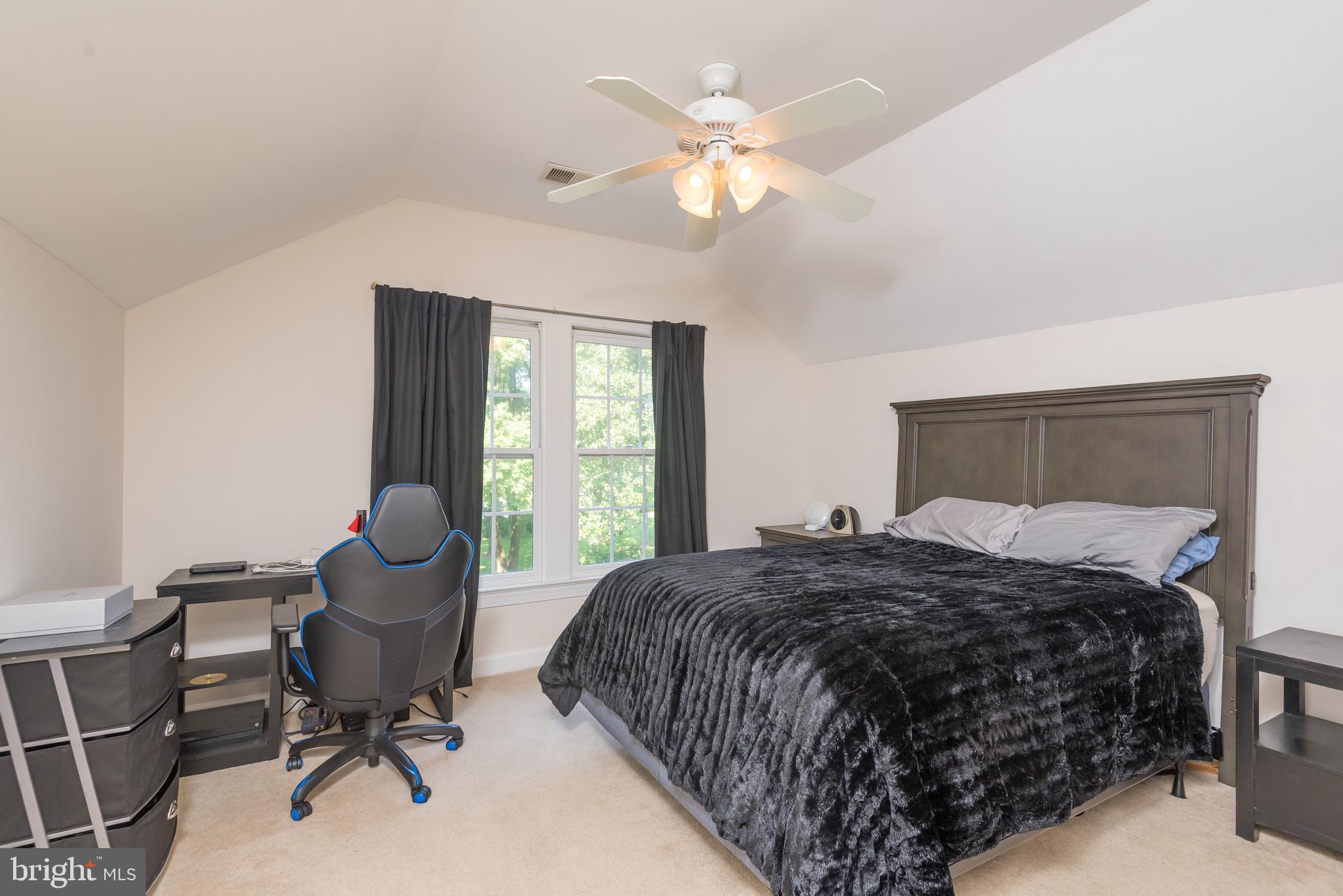 SLEEPY HOLLOW - Residential