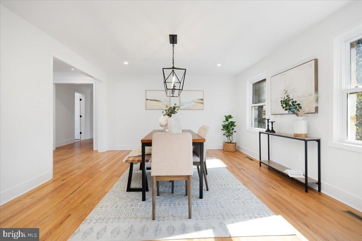 HAMPTON - Residential