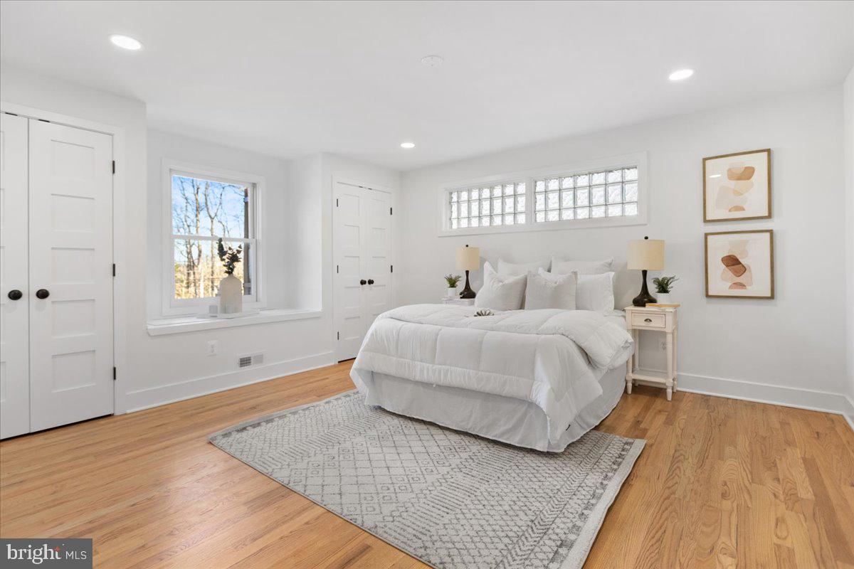 HAMPTON - Residential