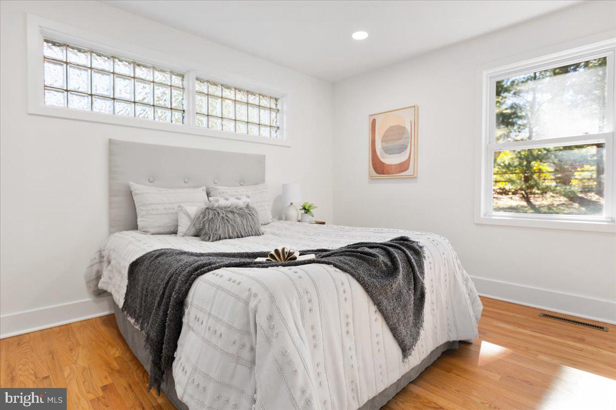 HAMPTON - Residential