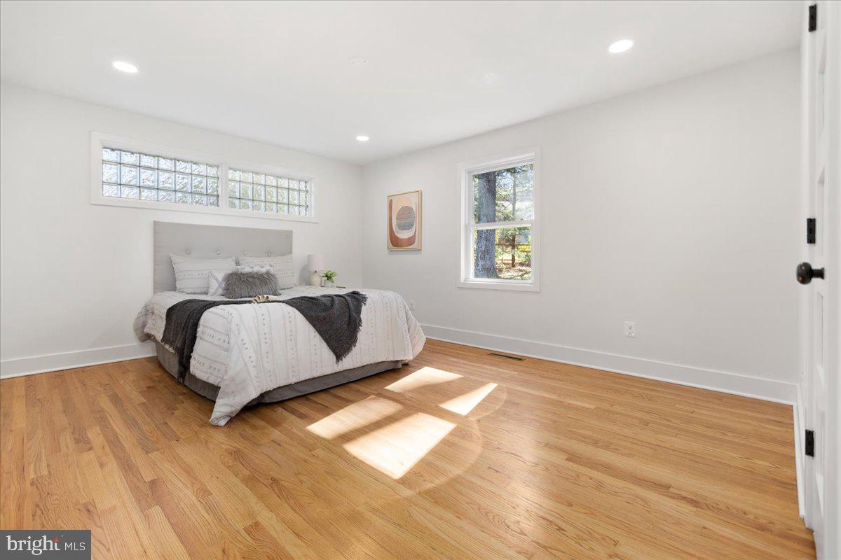 HAMPTON - Residential