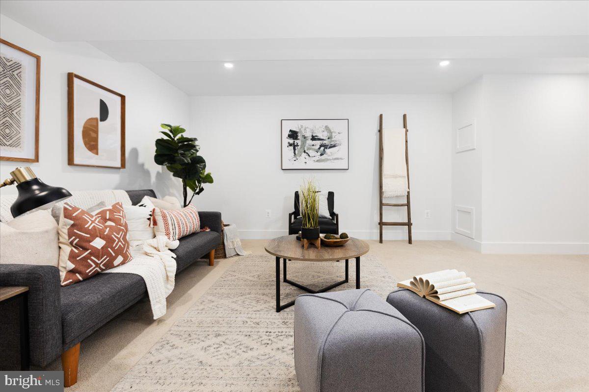 HAMPTON - Residential