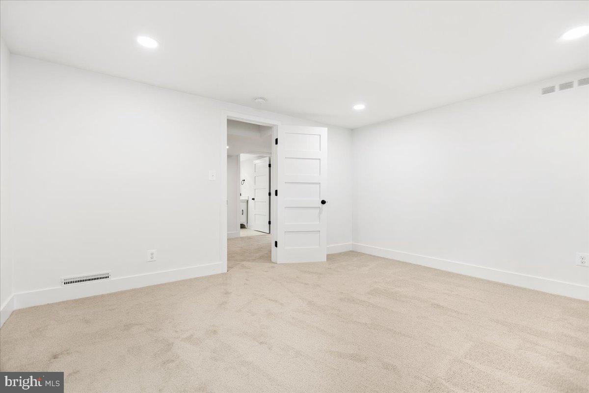 HAMPTON - Residential