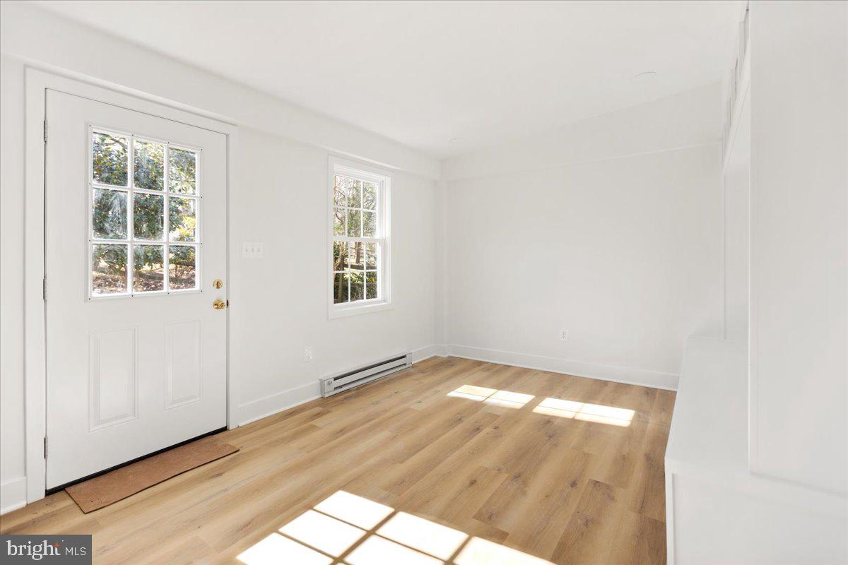 HAMPTON - Residential