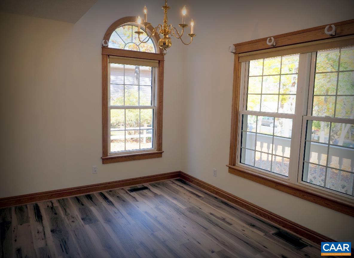 LAKE MONTICELLO - Residential