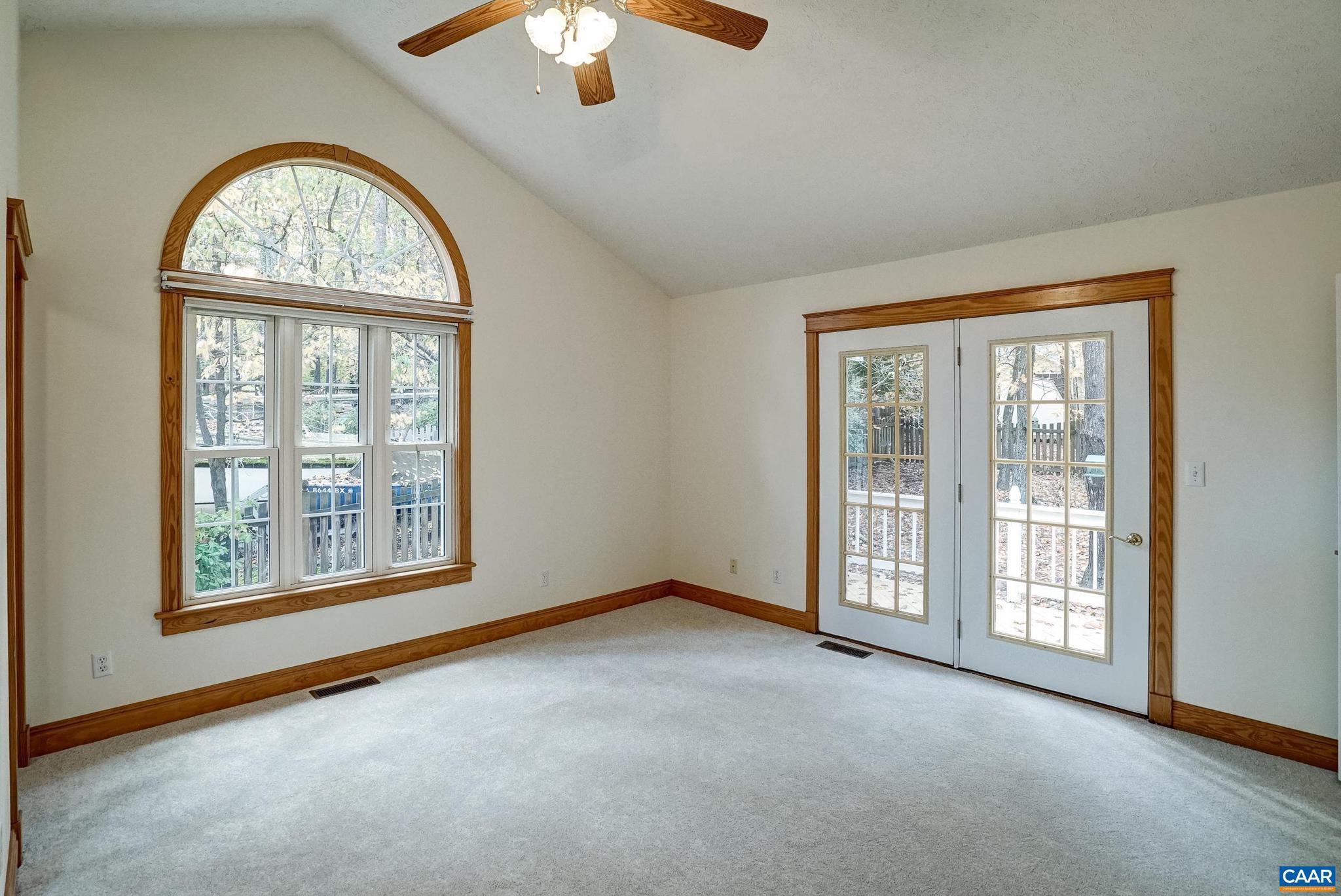 LAKE MONTICELLO - Residential