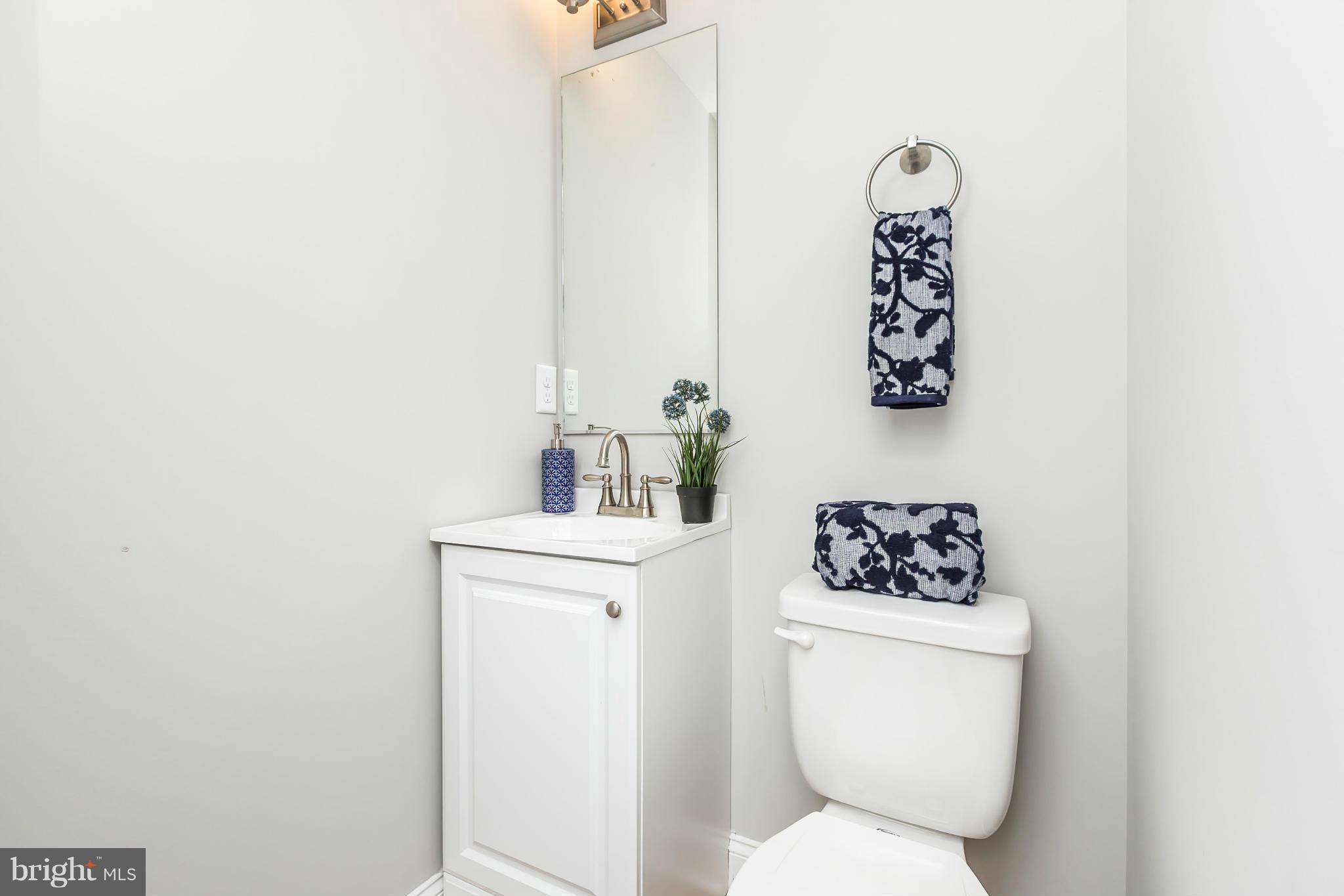 LOCUST POINT - Residential