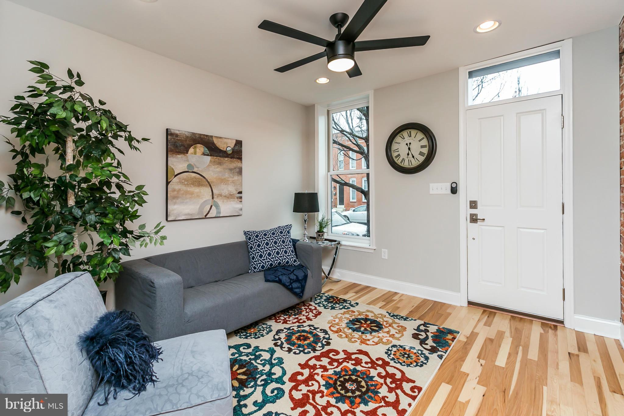 LOCUST POINT - Residential