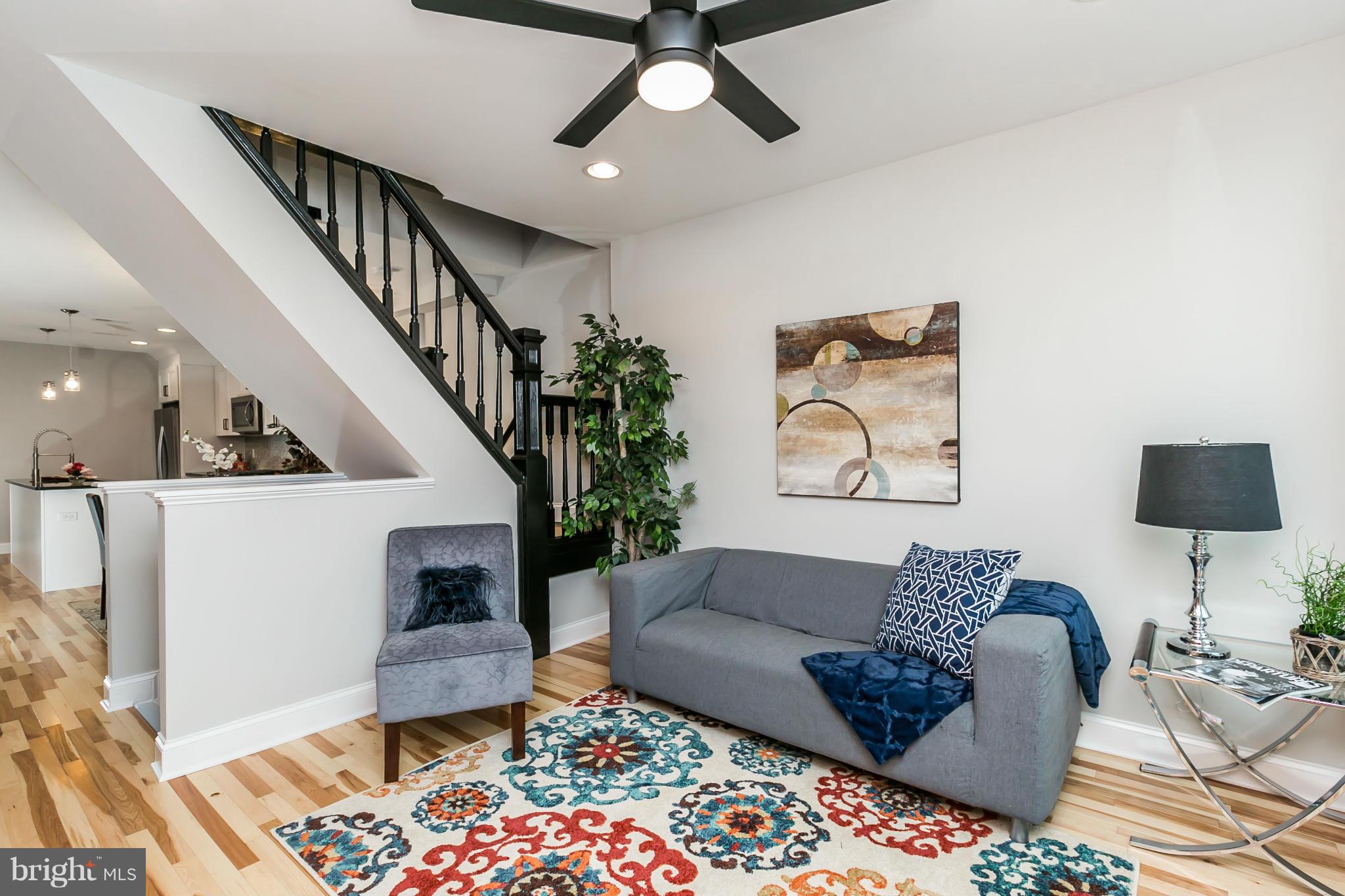 LOCUST POINT - Residential