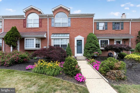 Townhouse For Sale - 9 Linden Court<br/> BOYERTOWN, PA 19512