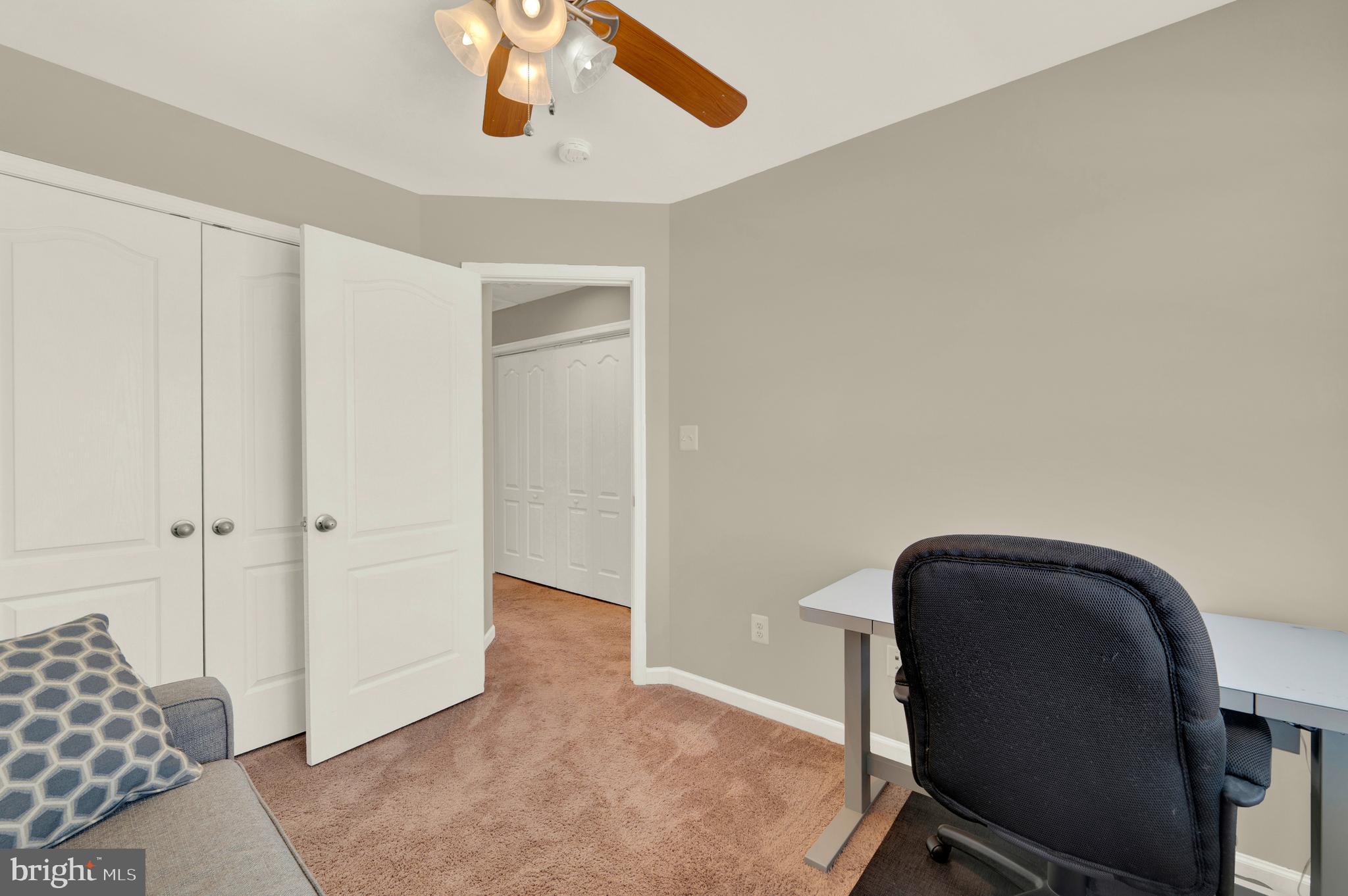 WHISPERING PINES - Residential