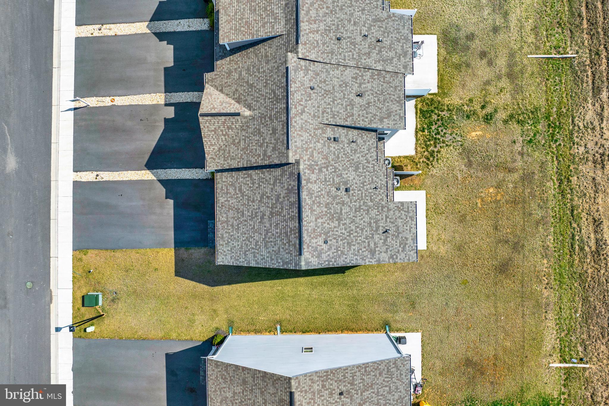 WHISPERING PINES - Residential