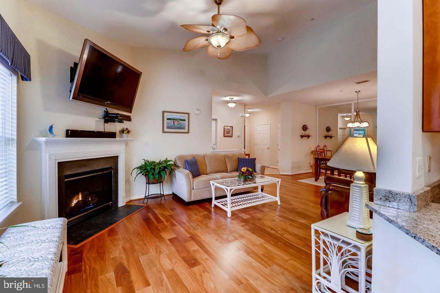 HOPEWELL POINTE - Residential