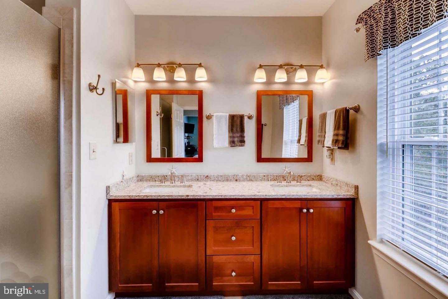 HOPEWELL POINTE - Residential