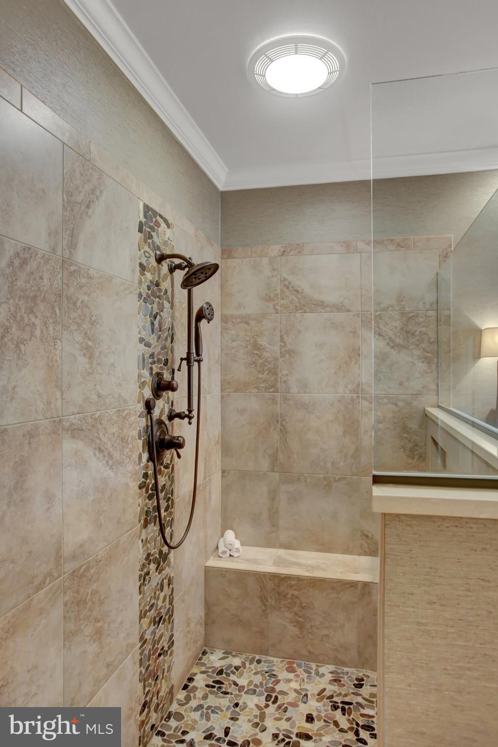 LINDENWOOD - Residential