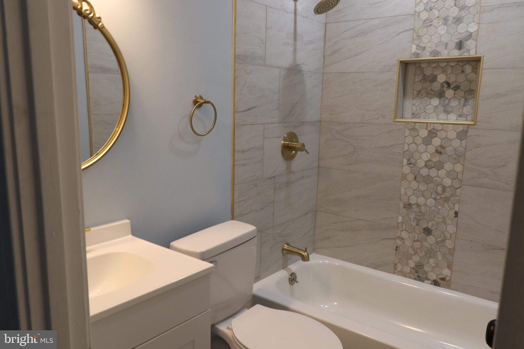 VALLEY VIEW - Residential Lease