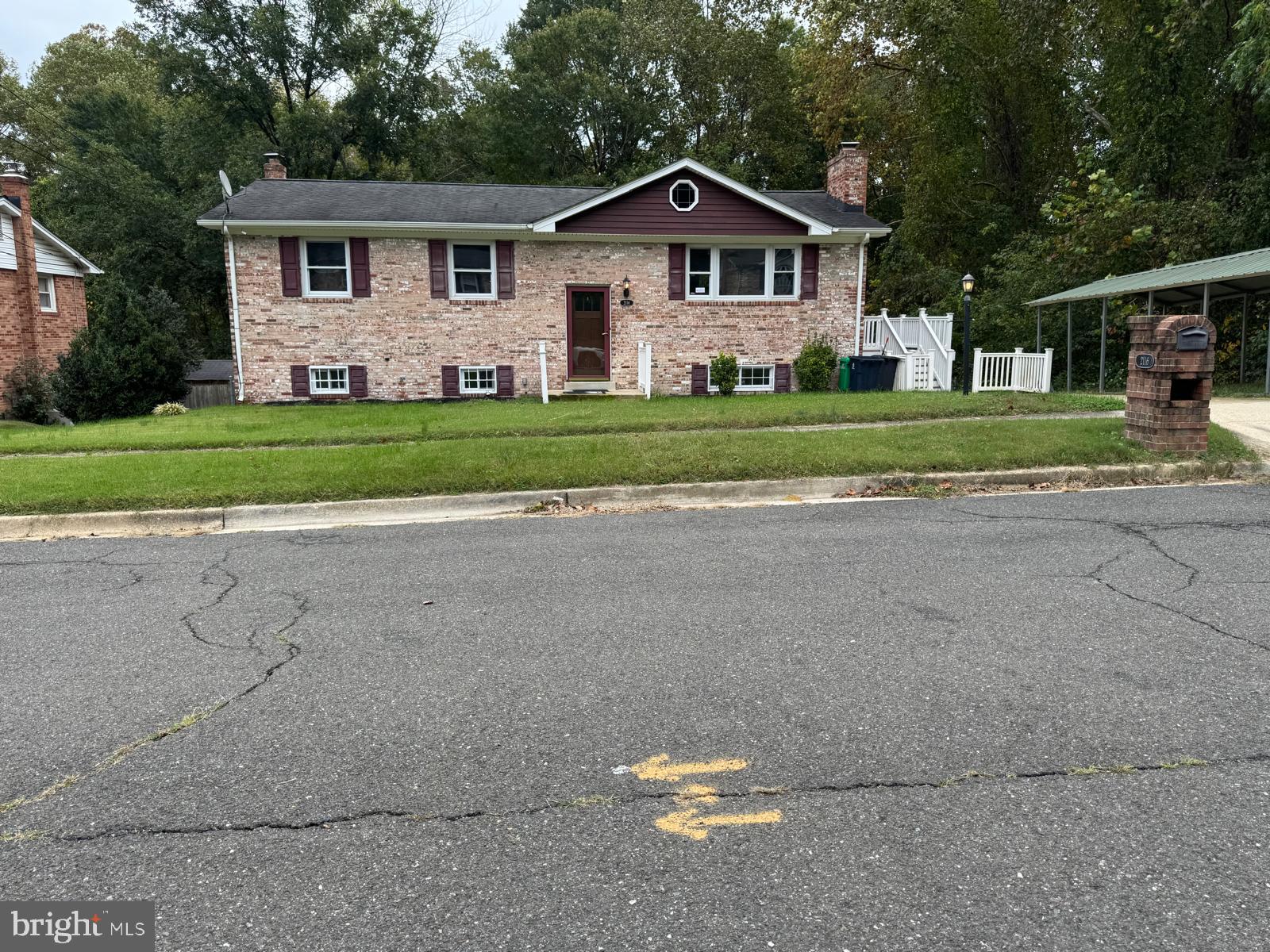 VALLEY VIEW - Residential Lease