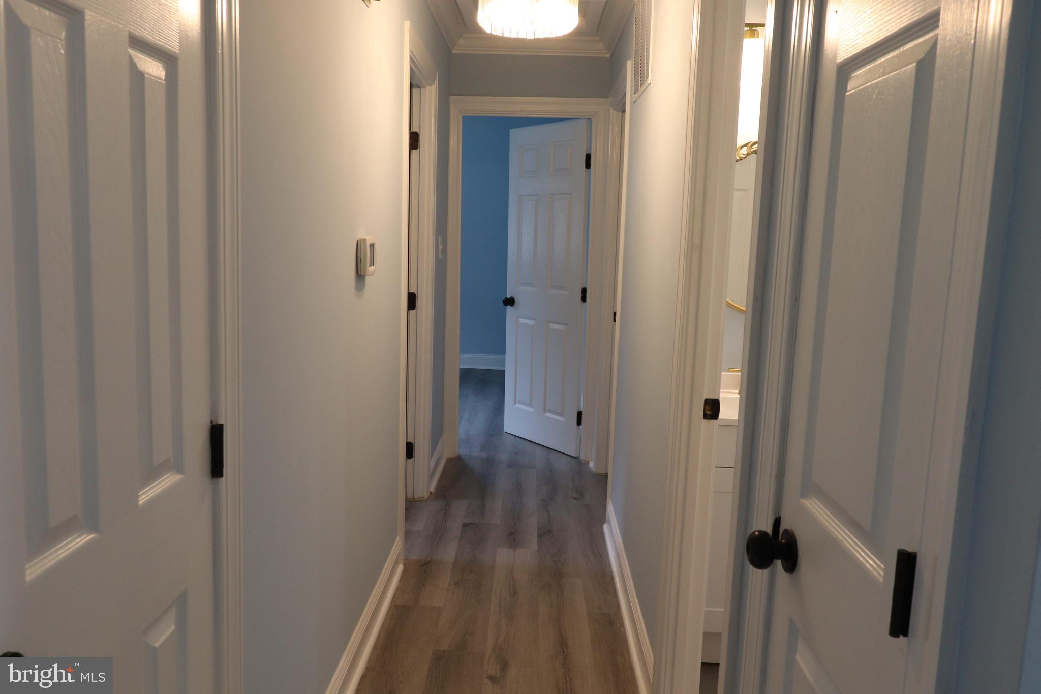 VALLEY VIEW - Residential Lease