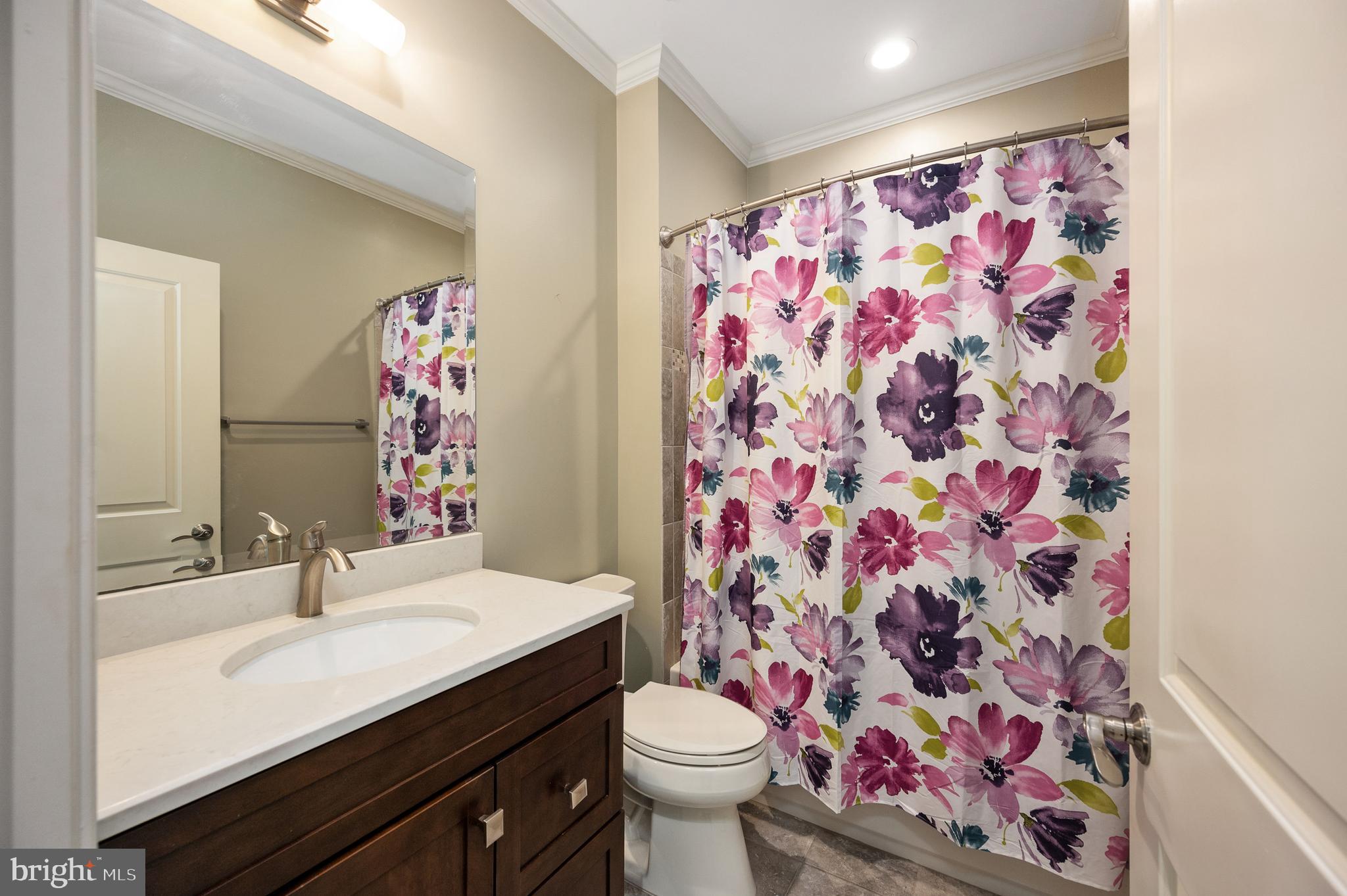 AMELIA SQUARE - Residential