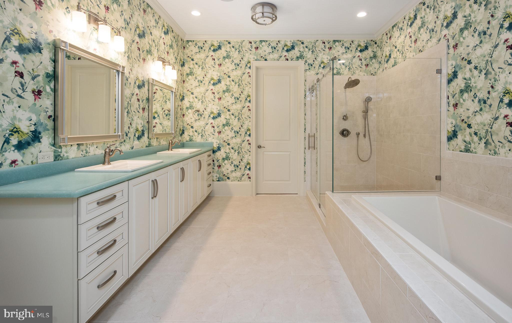 AMELIA SQUARE - Residential