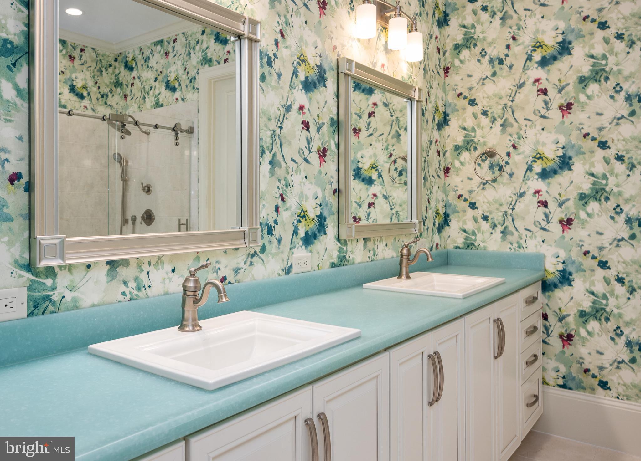 AMELIA SQUARE - Residential