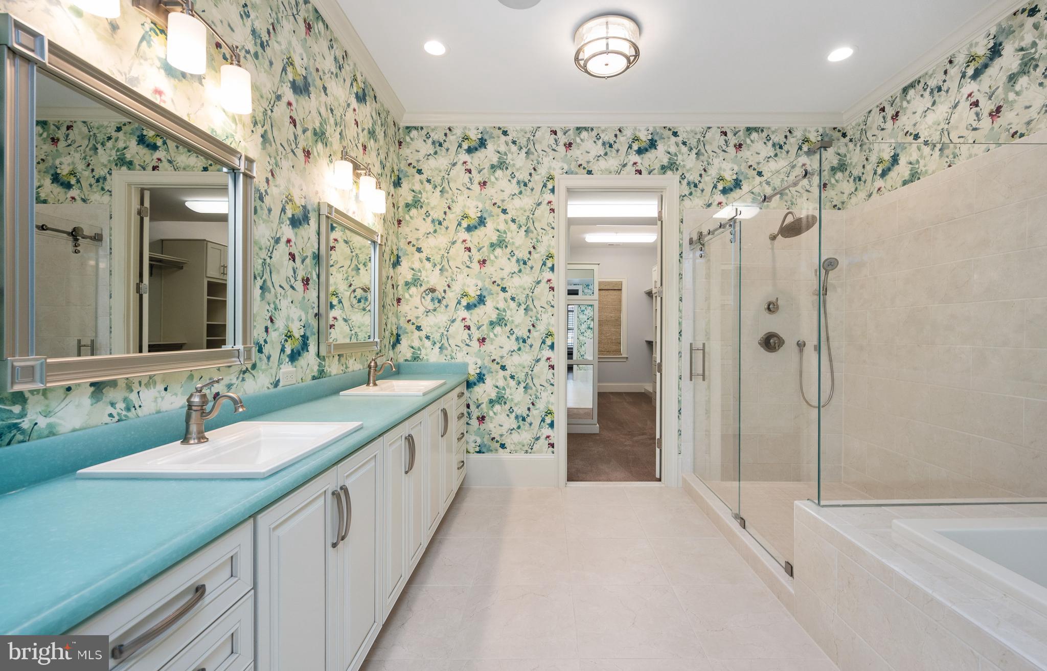 AMELIA SQUARE - Residential