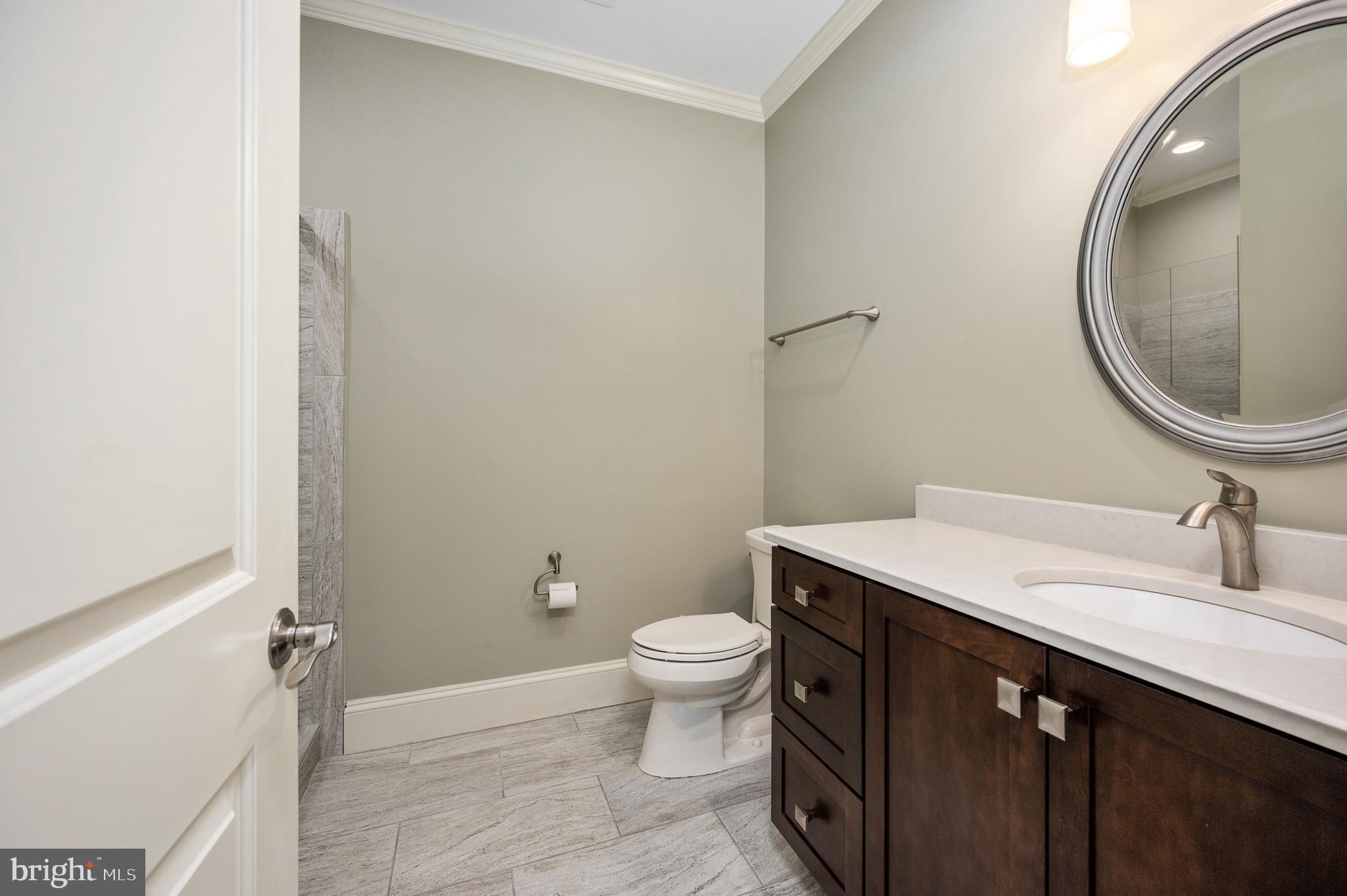 AMELIA SQUARE - Residential