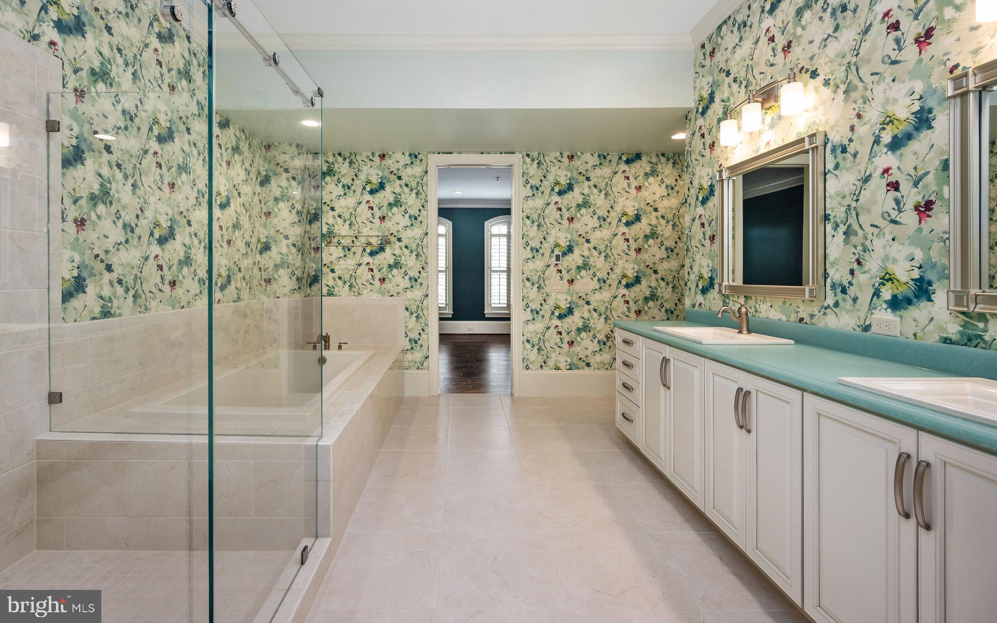 AMELIA SQUARE - Residential