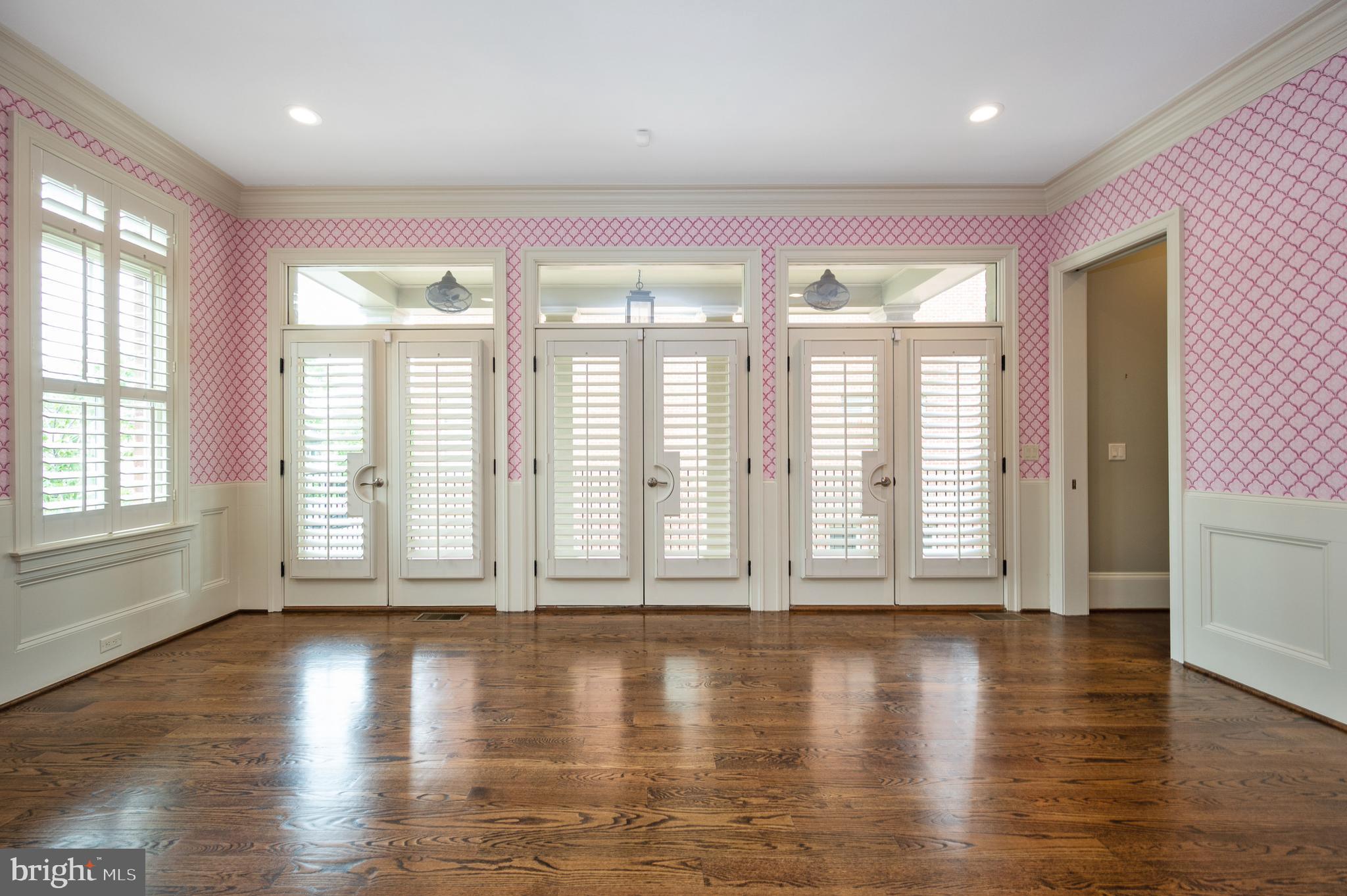 AMELIA SQUARE - Residential