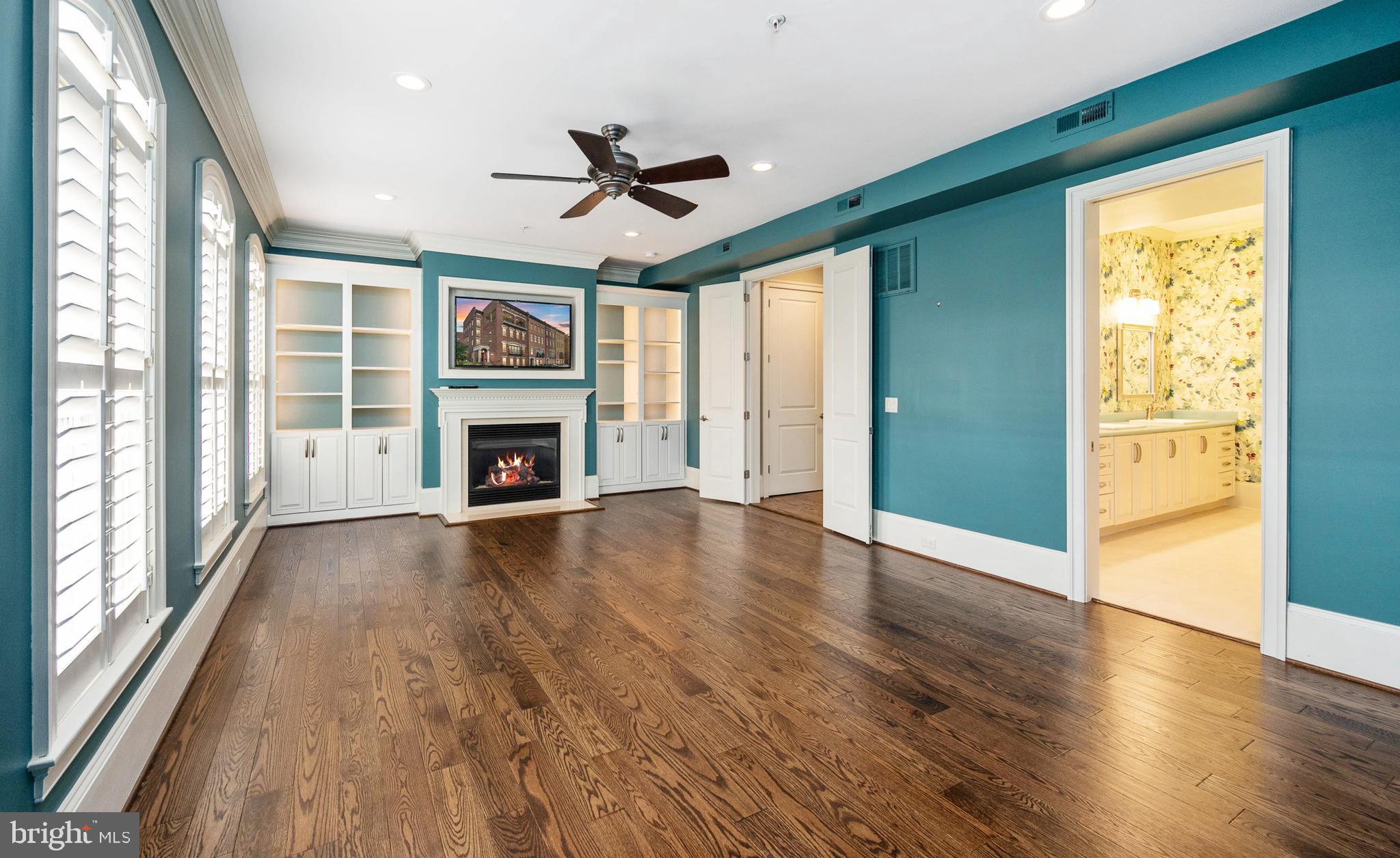 AMELIA SQUARE - Residential