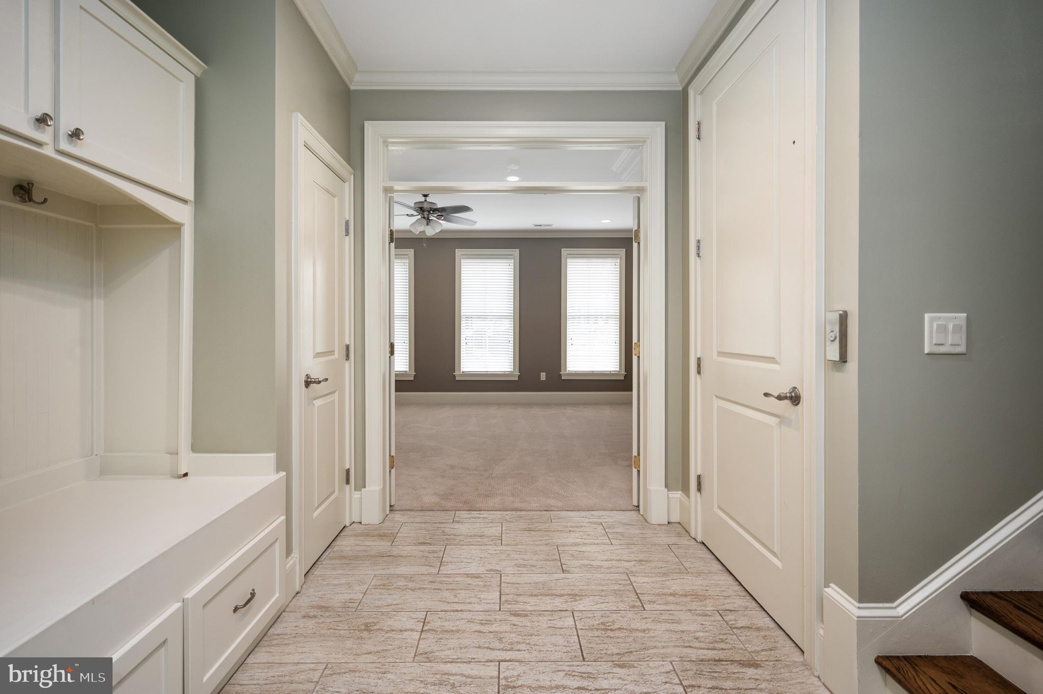 AMELIA SQUARE - Residential