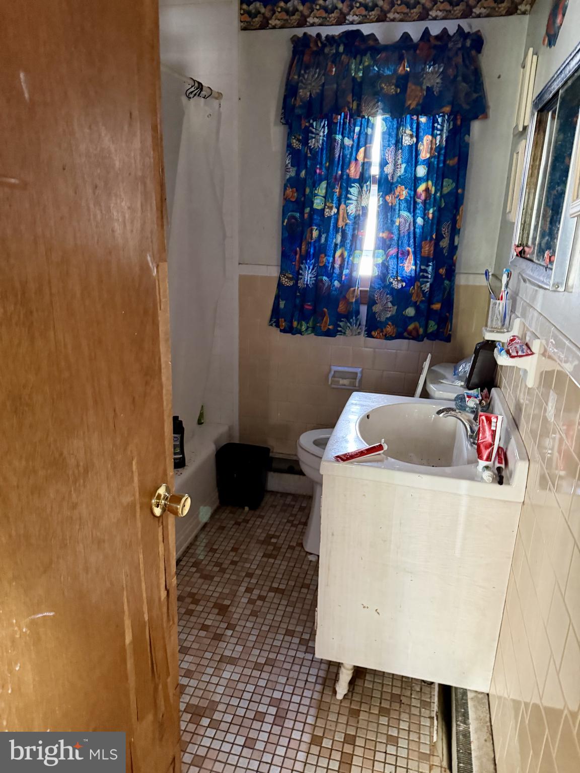 WOODLAWN HEIGHTS - Residential