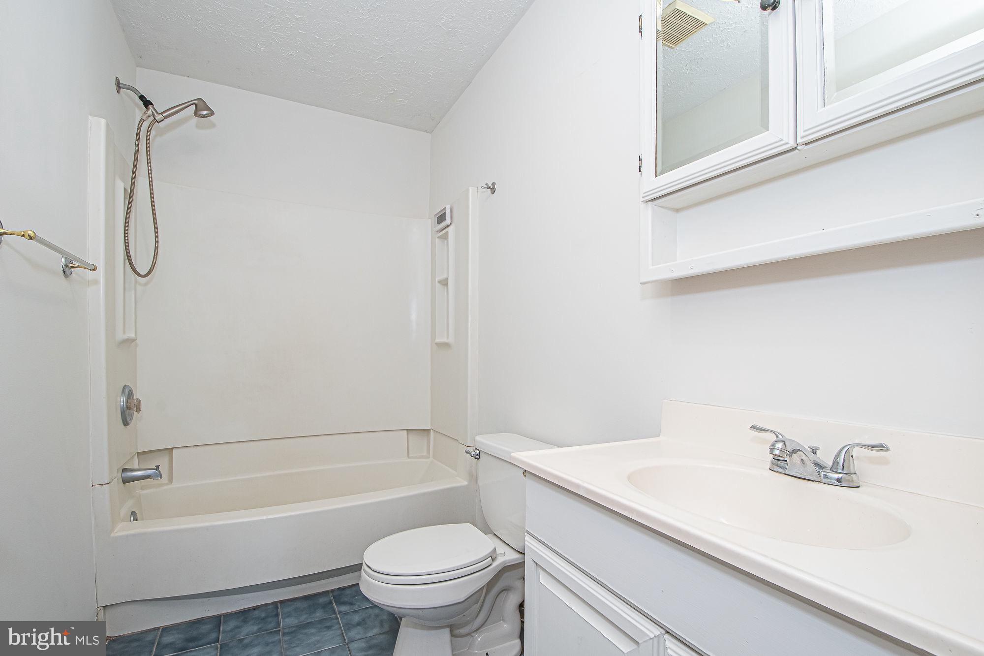 LOWER VALLEY - Residential