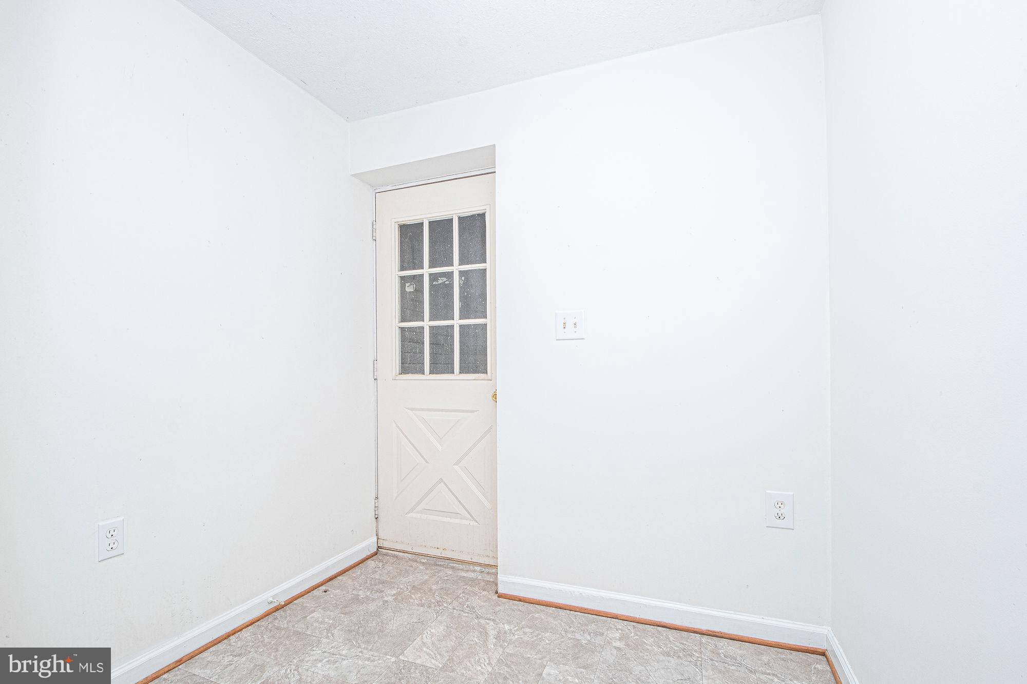 LOWER VALLEY - Residential