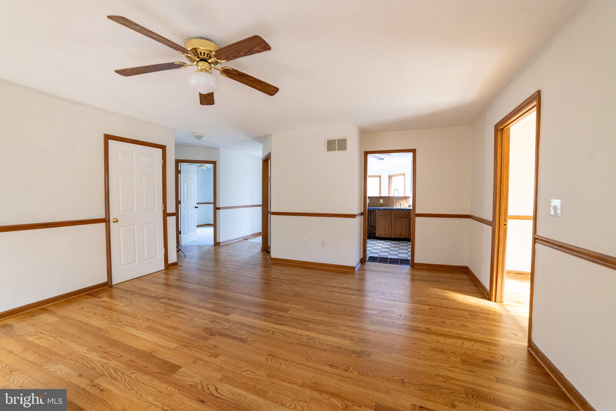 LOWER VALLEY - Residential