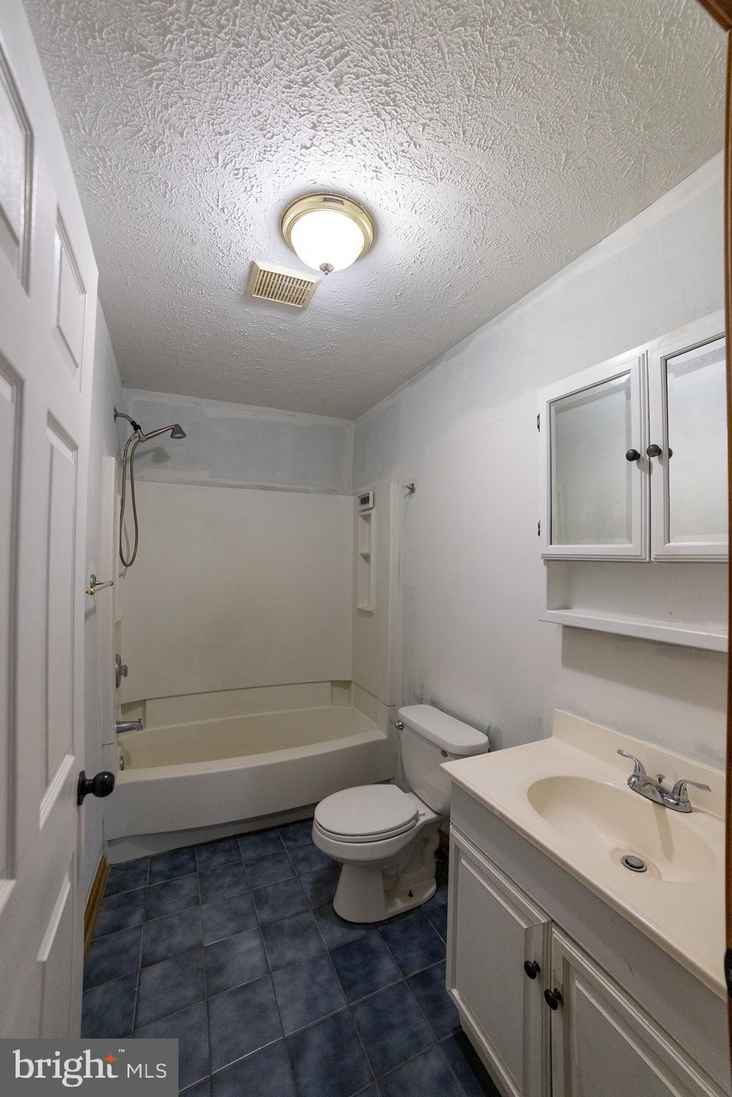 LOWER VALLEY - Residential