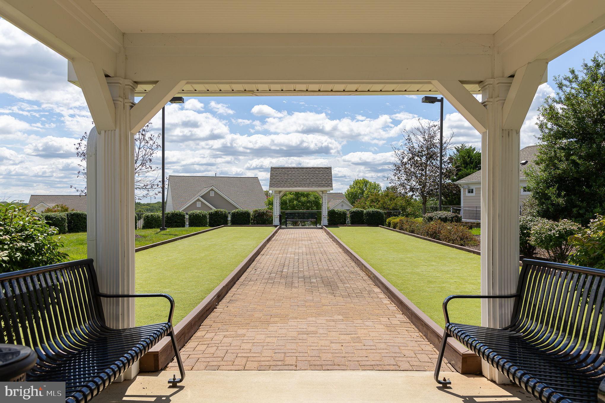 FALLS RUN - Residential