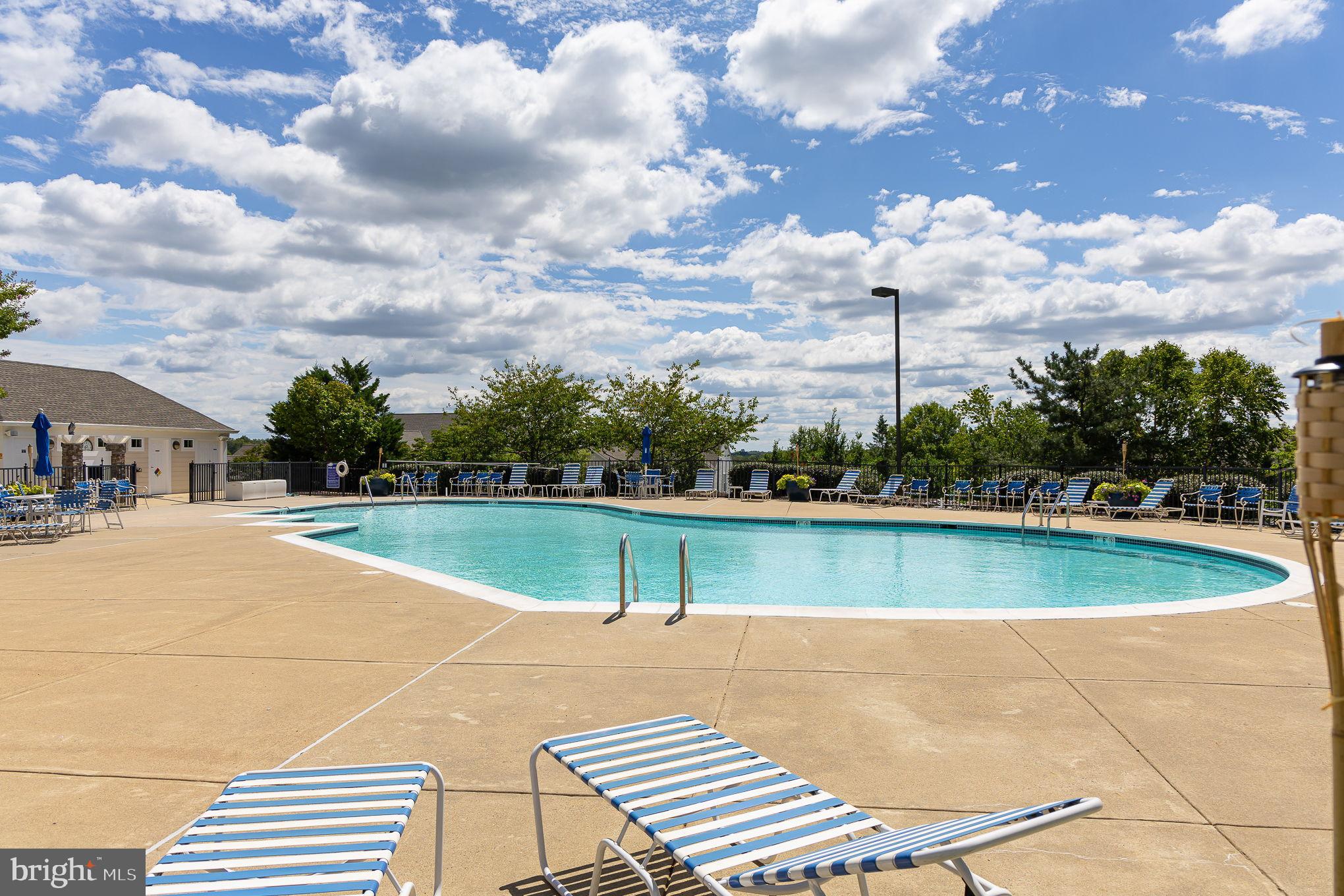 FALLS RUN - Residential