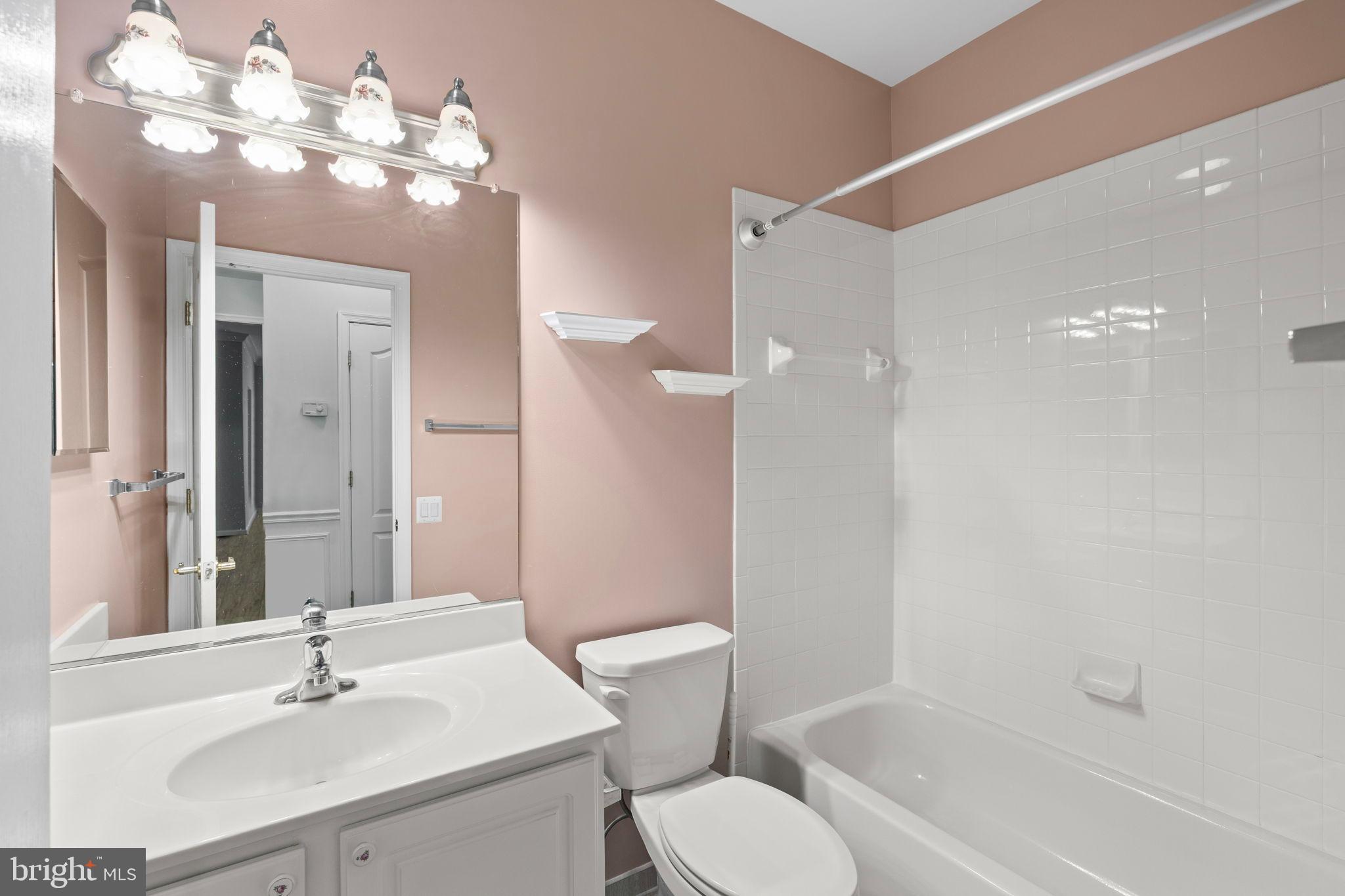 FALLS RUN - Residential