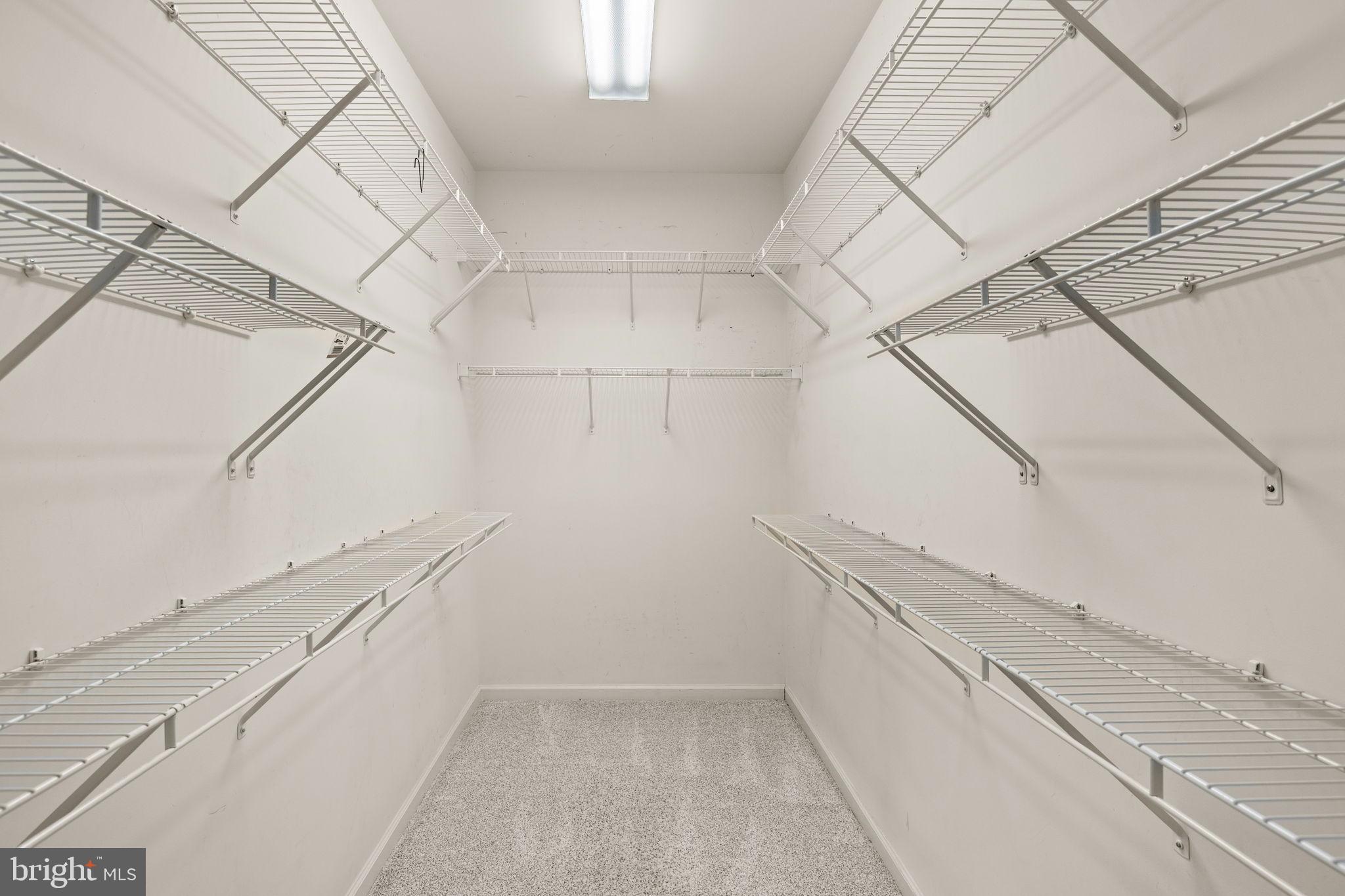 FALLS RUN - Residential