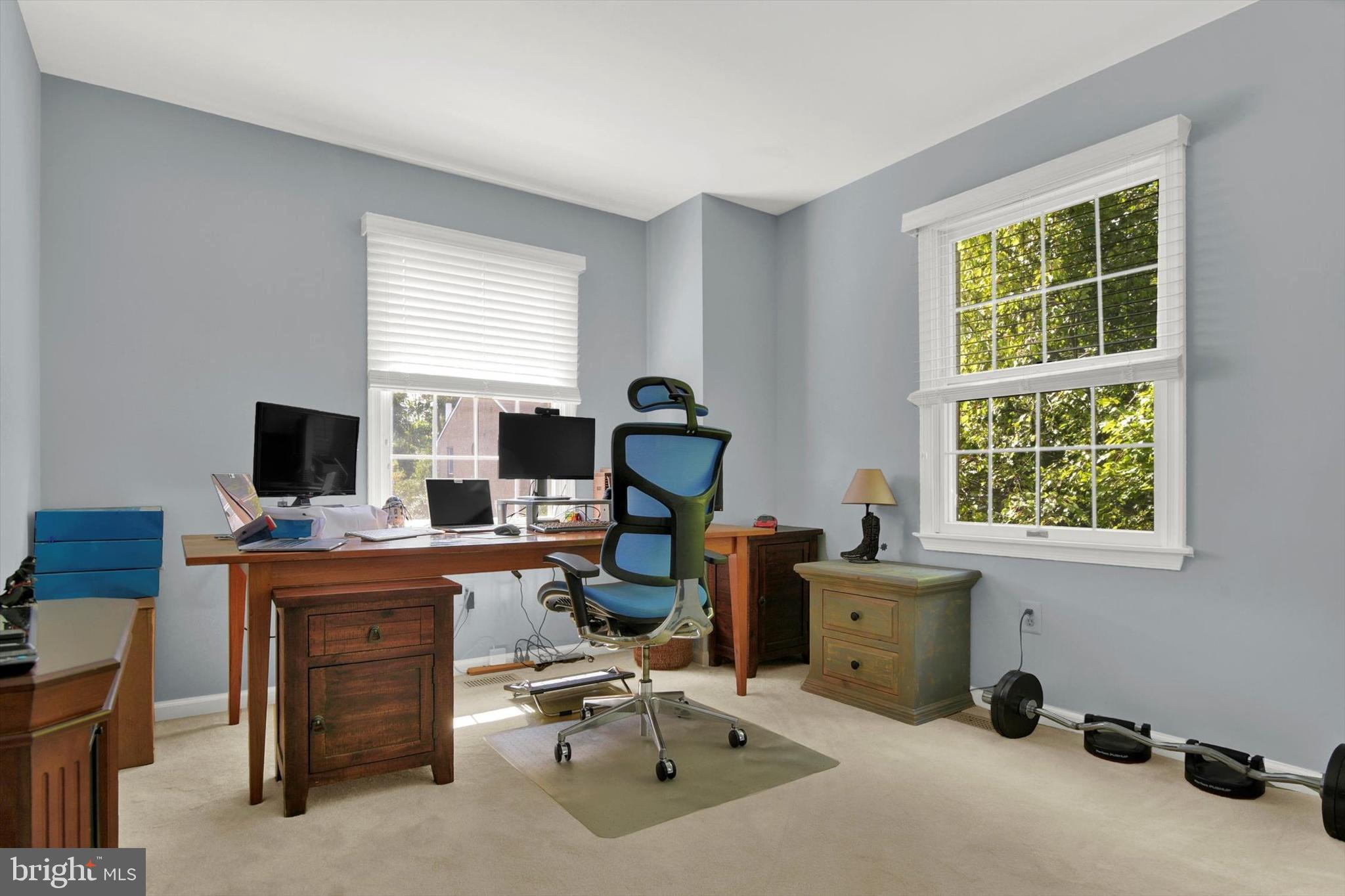 HUNTERS RUN - Residential