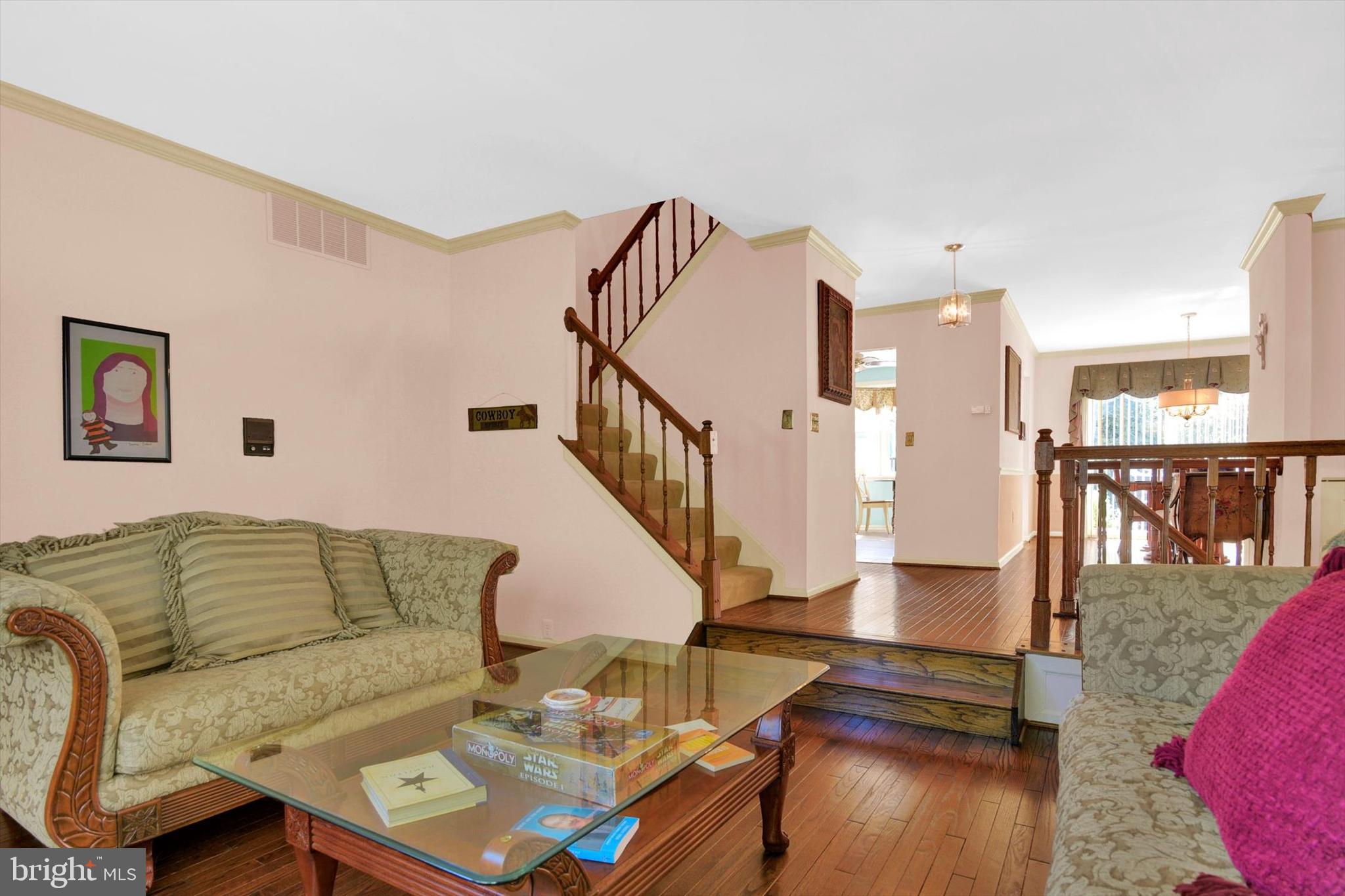 HUNTERS RUN - Residential