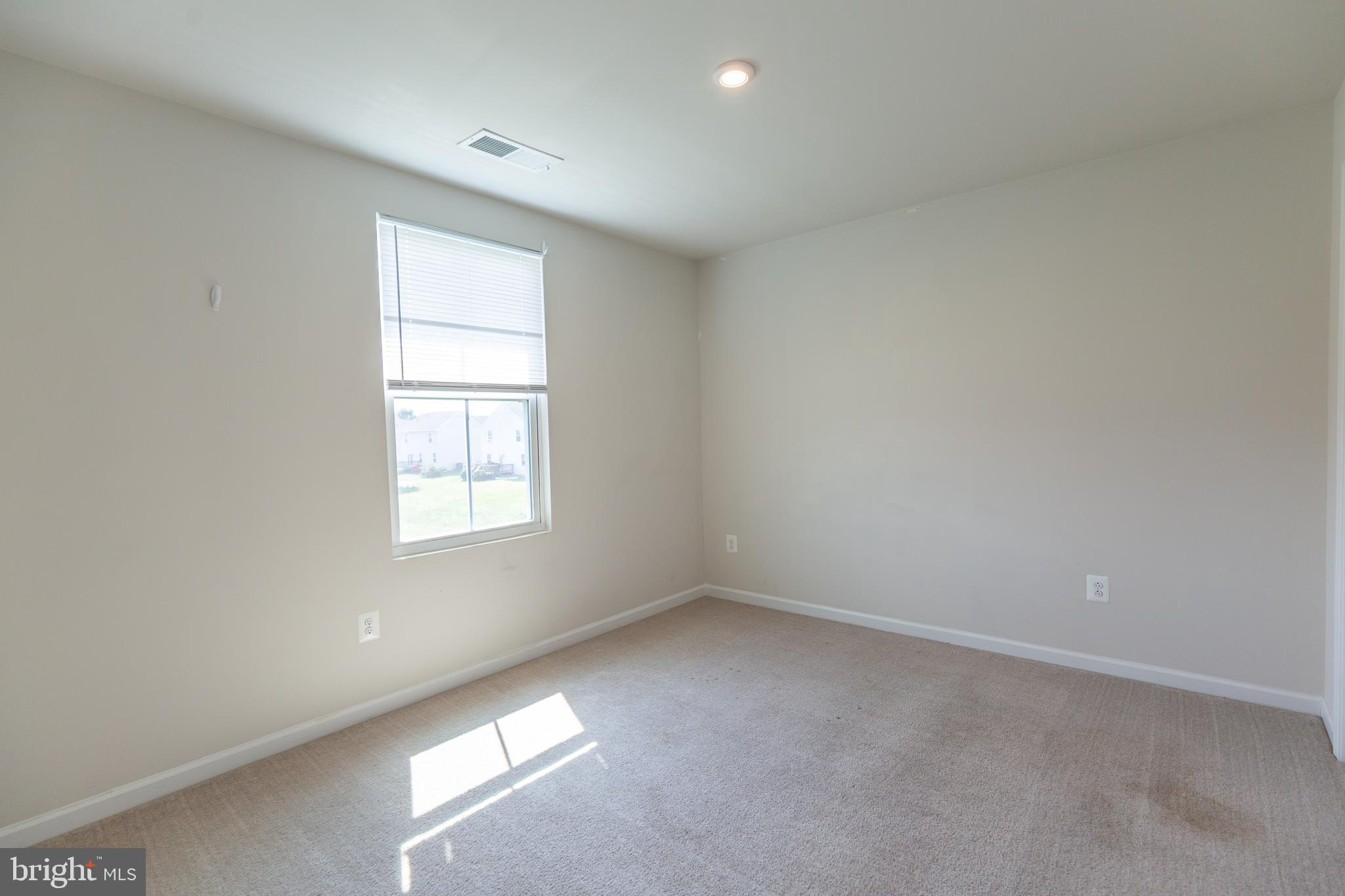 CHANDLERS GLEN - Residential Lease