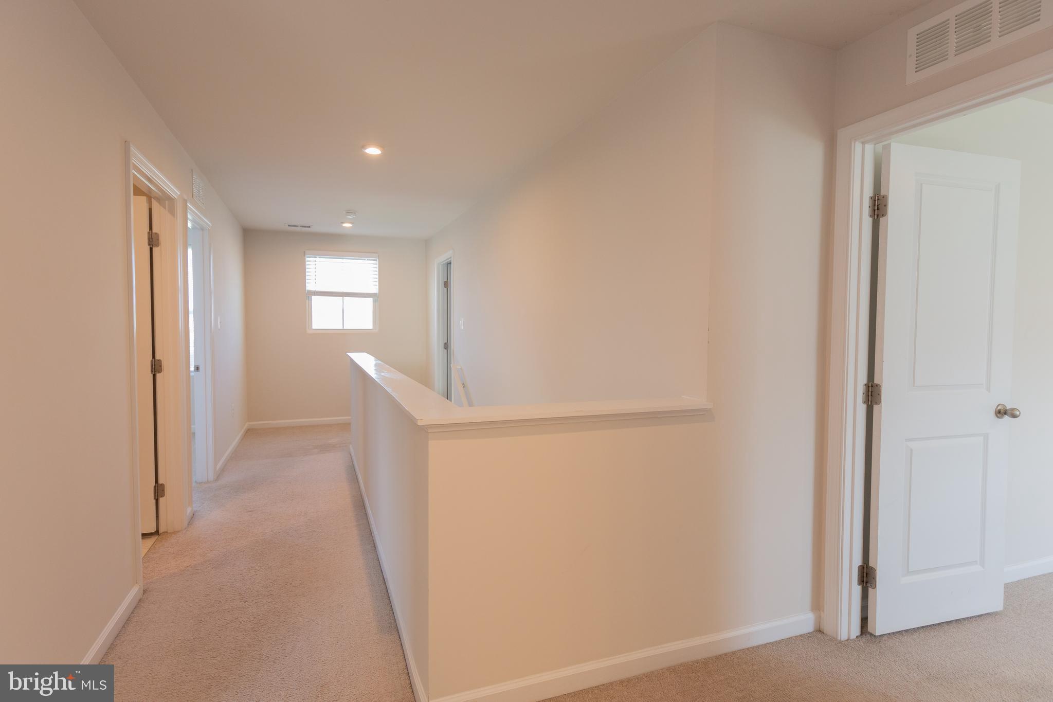 CHANDLERS GLEN - Residential Lease