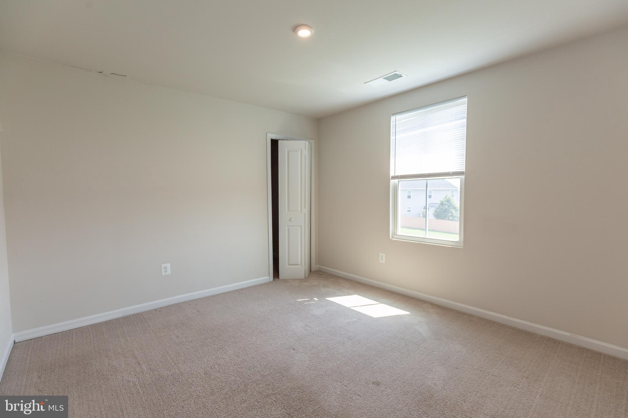 CHANDLERS GLEN - Residential Lease