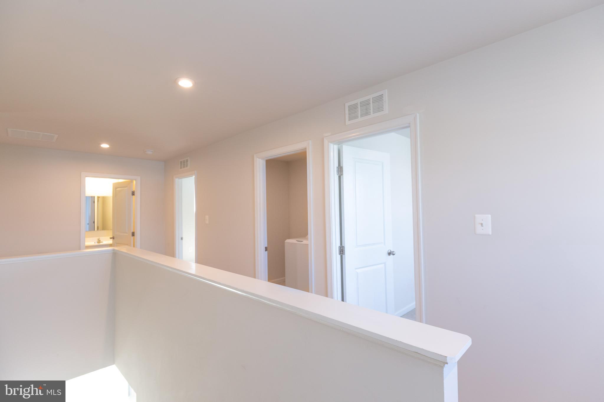 CHANDLERS GLEN - Residential Lease