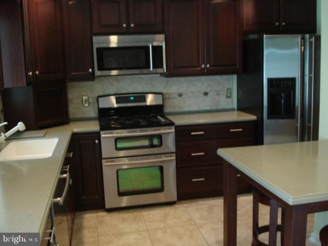 HERITAGE HILLS - Residential